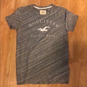 women’s small Hollister t-shirt